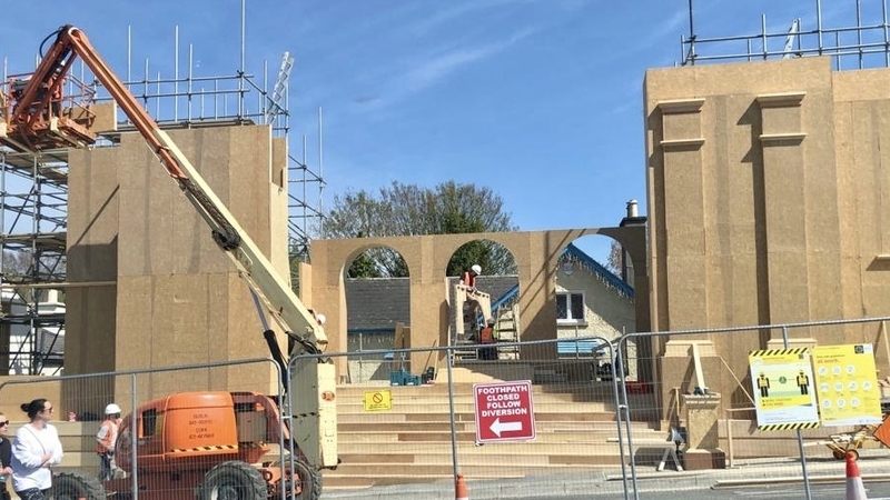 People can apply to be extras for the production through Movieextras.ie