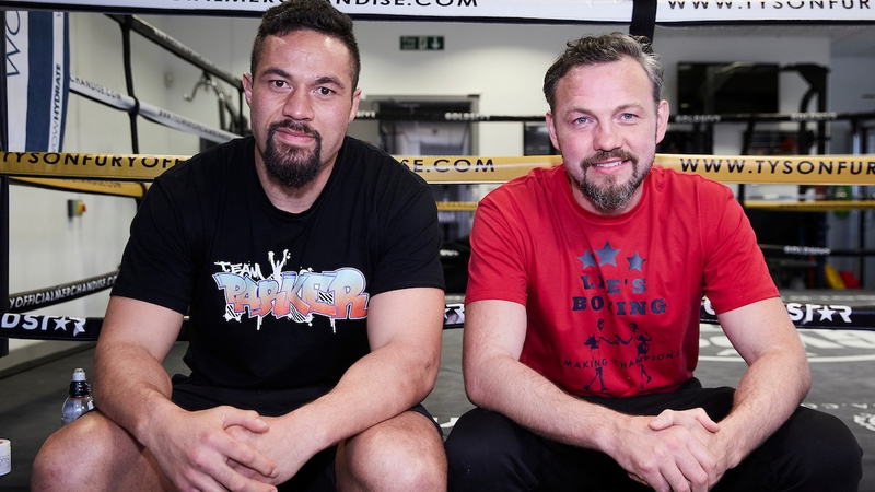 Joseph Parker (L) now has Irish former middleweight world champion Andy Lee in his corner