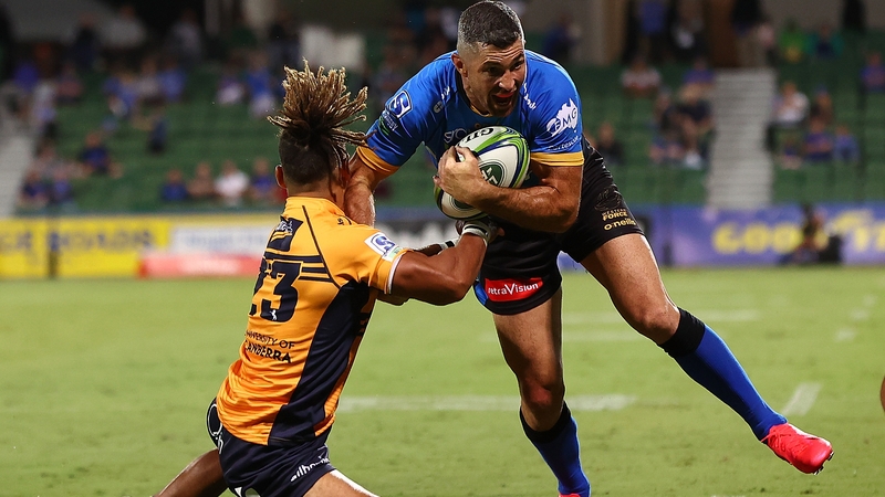 Rob Kearney fends off the challenge of Issak Fines-Leleiwasa during a clash with the Brumbies earlier this season