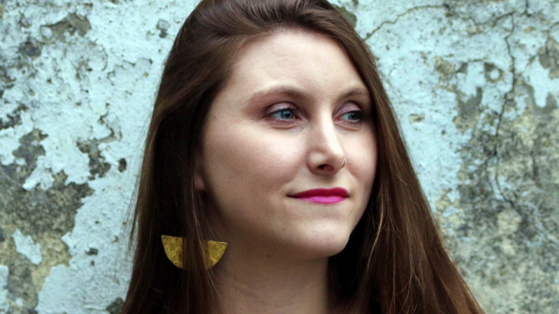 Writer and journalist Caelainn Hogan (Pic: Ruth Barry)