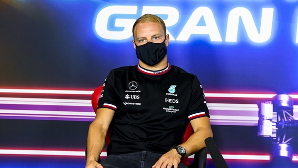 No reason to replace Bottas, says Mercedes boss