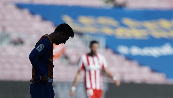 Leo Messi reacts during the goalless draw with Atletico