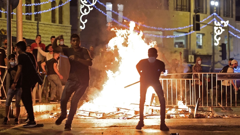 Palestinian protesters hurl stones at Israeli security forces in Jerusalem's Old City