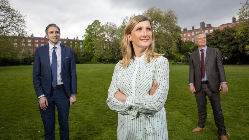 Minister Simon Harris, Dr Helen McBreen, Partner at Atlantic Bridge and Dr Patrick Prendergast, Provost of Trinity College Dublin