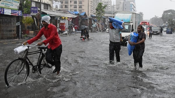 Cyclone makes landfall in Covid-stricken India