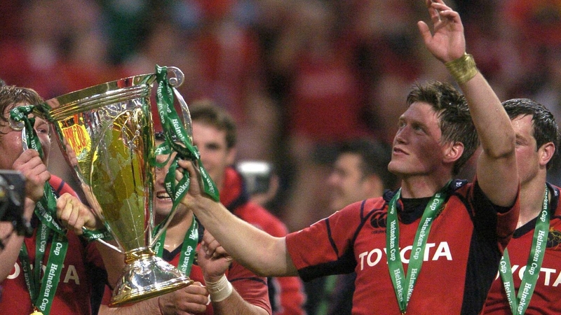 Ronan O'Gara celebrating with Munster in 2006