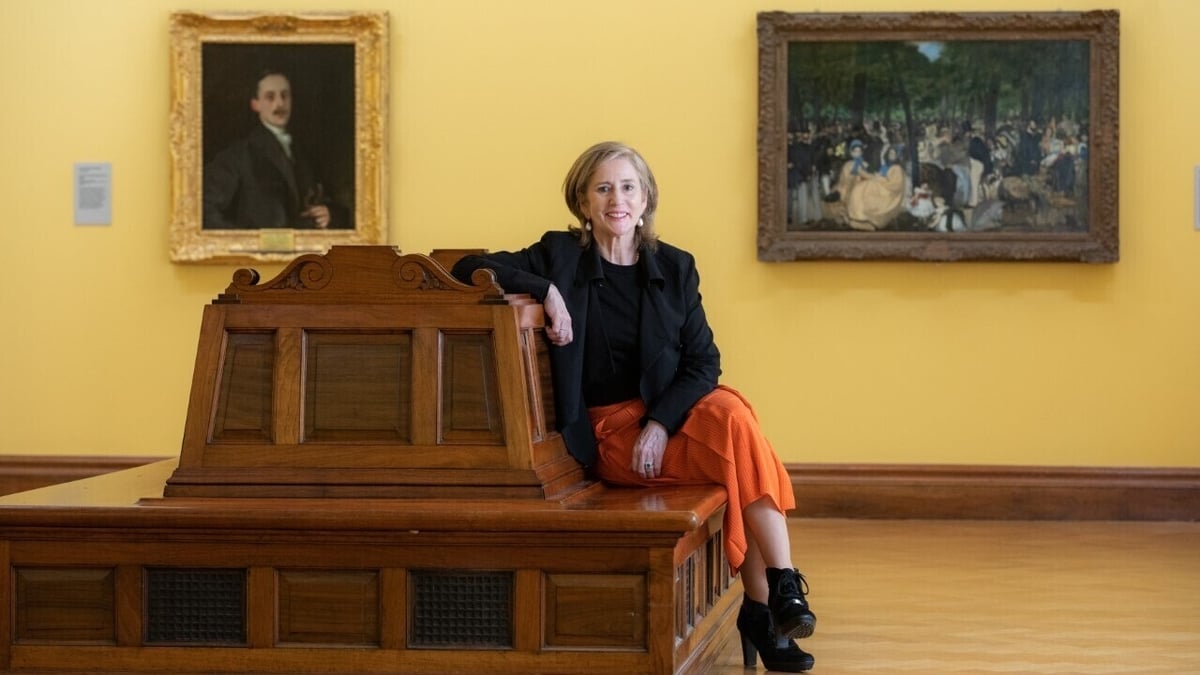 Dr Barbara Dawson