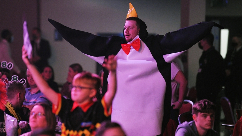 The fans are back enjoying the arrows