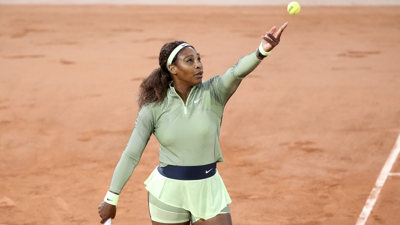 Serena Williams cruised into the second round