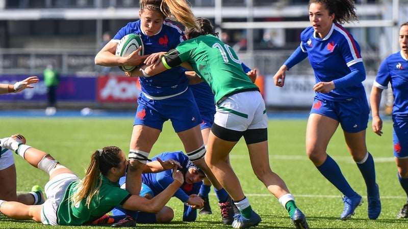 Eimear Considine and Hannah Tyrrell (r) in action for Ireland