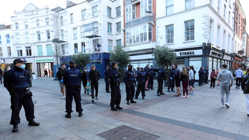 Gardaí closed off the top of Grafton Street yesterday evening