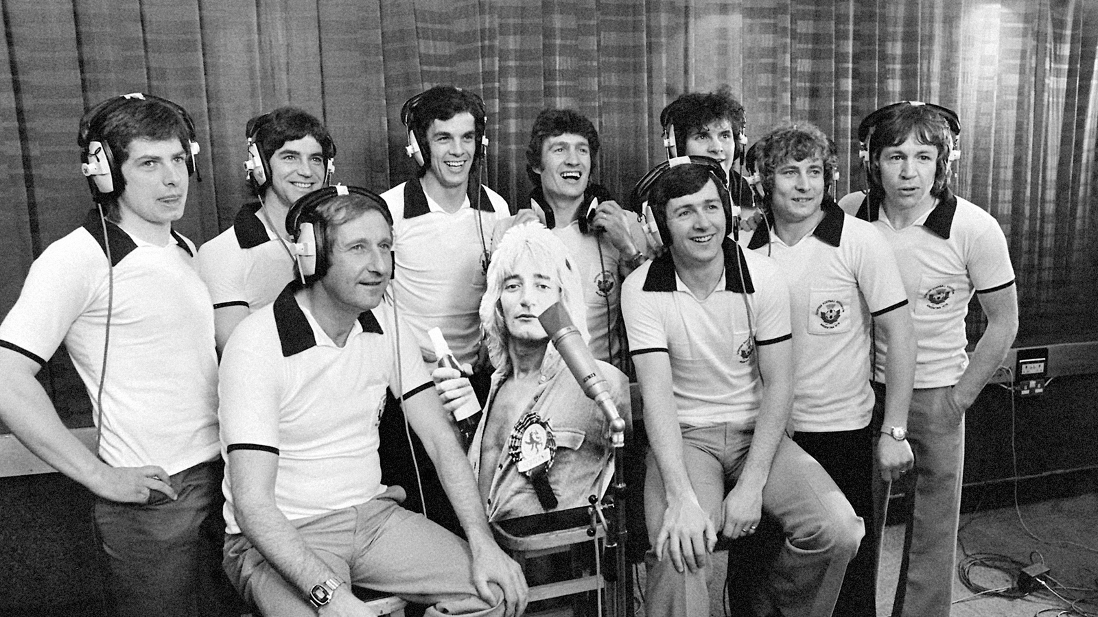 Ally MacLeod (second from left) with Scotland squad and a cardboard cutout of Rod Stewart ahead of 1978 World Cup
