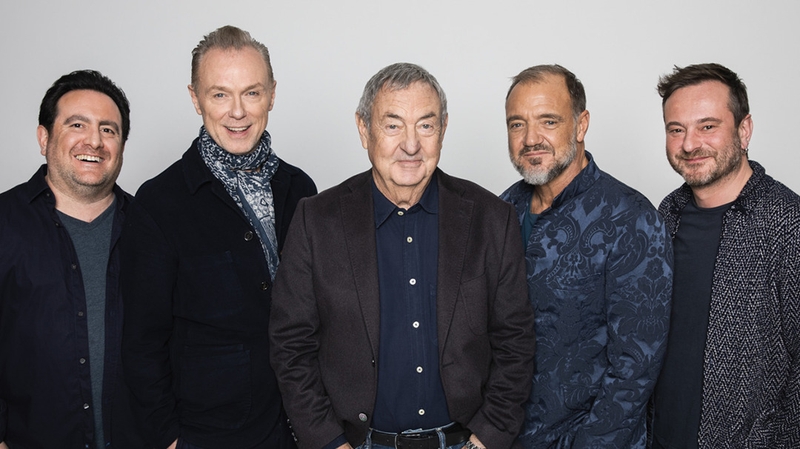 Saucerful Of Secrets (Nick Mason, centre)