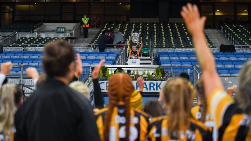 Mary O'Connell lifts the cup after December's All-Ireland Senior Camogie Championship final