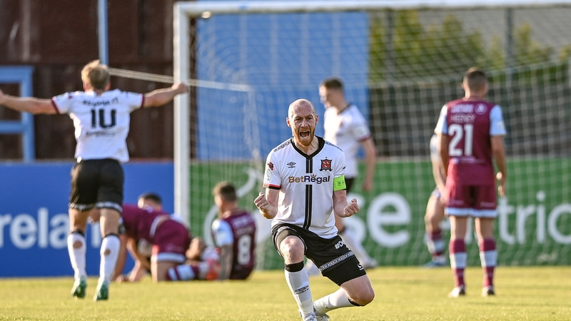 Chris Shields celebrates Dundalk's opener