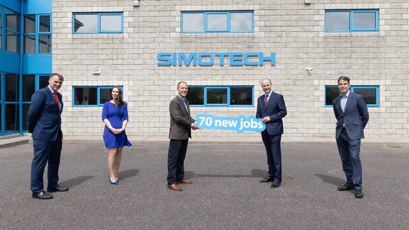 Pictured with Taoiseach Micheál Martin at SimoTech's Carrigaline HQ are Martin Corkery, Regional Director at Enterprise Ireland; Aishlyn Kerr, Talent Acquisition Lead at SimoTech; Pat Desmond, CEO at SimoTech and Brian Clune, Head of Talent Management