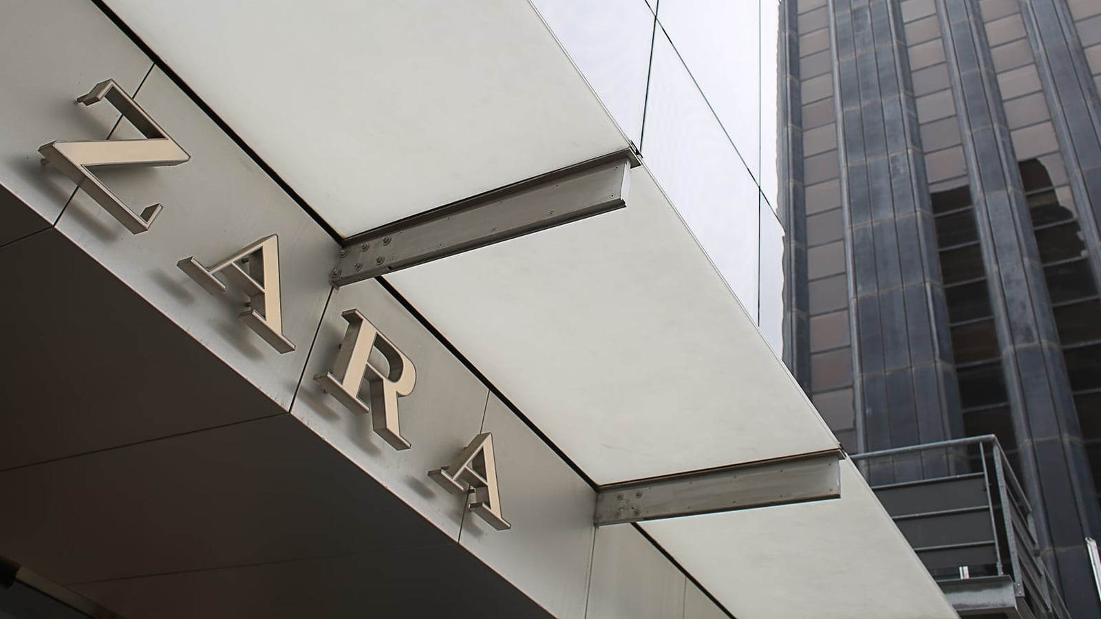 Zara owner Inditex reports strong start to winter sales