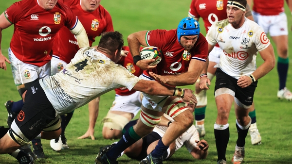Tadhg Beirne in possession for the lions