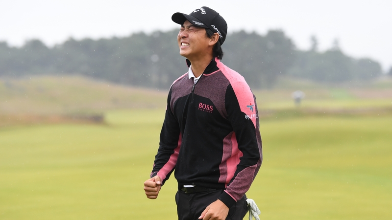 Min Woo Lee celebrates a second European title