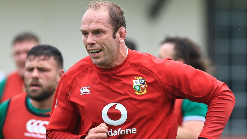 Warren Gatland will make a decision on Alun Wyn Jones on Tuesday