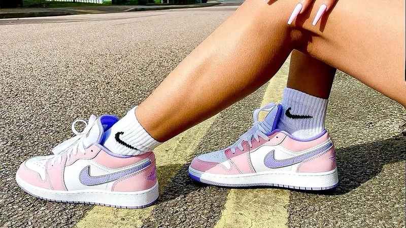 Sportswear experts offer their top styling tips.