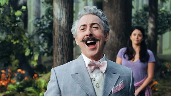Alan Cumming awarded doctorate from alma mater