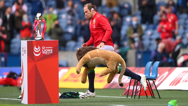 The Welsh lock dislocated his shoulder his shoulder against Japan on 26 June, but after training with the Welsh squad, the towering second row has been passed fit and will fly into Cape Town tomorrow