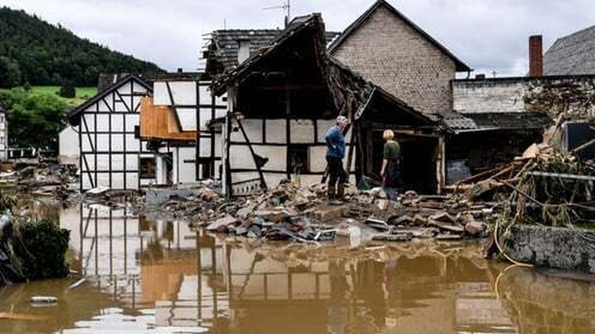 Scores dead in floods in Germany