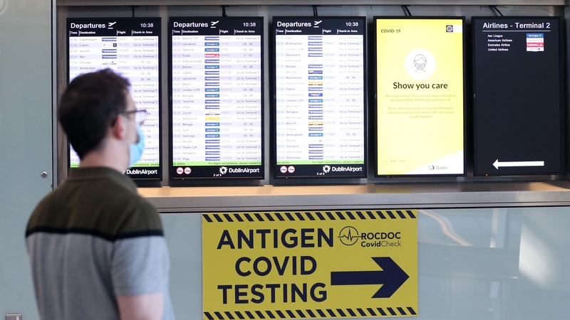 Passengers arriving at Dublin airport (File photo / RollingNews)
