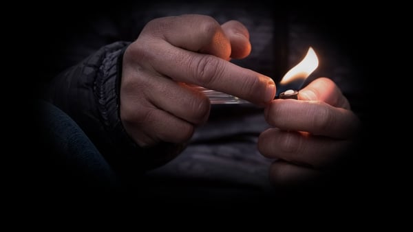 One corner, four hours, 42 drug deals: A crack epidemic