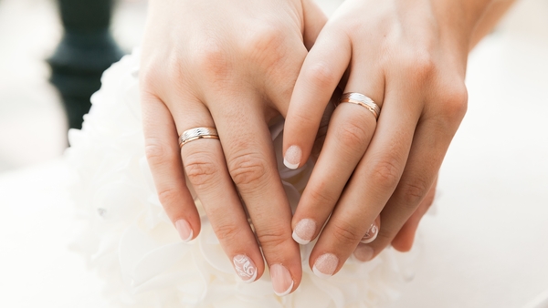 In French first, same-sex Protestant pastors marry