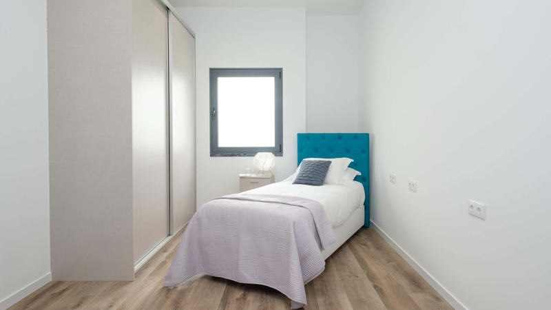 8 simple tips for making the most of a small bedroom.
