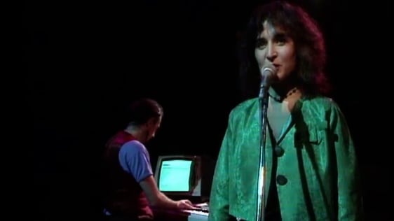 Roger Doyle and Olwen Fouéré, 'Operating Theatre' on Live Arts Show (1983)