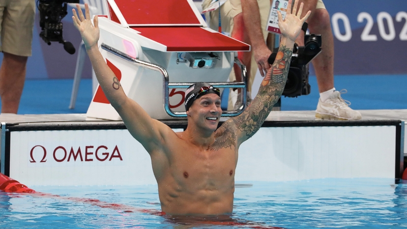 Caeleb Dressel celebrates his victory in the men's 100m freestyle final
