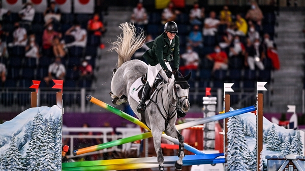 Shane Sweetnam and Alejandro hit a fence