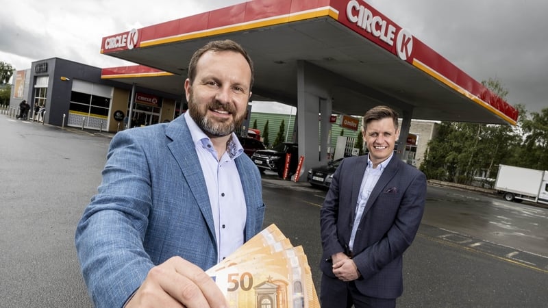 Alan Condron, Director at Premium Cash Solutions and Paul Dixon, Regional Director of Operations at Circle K