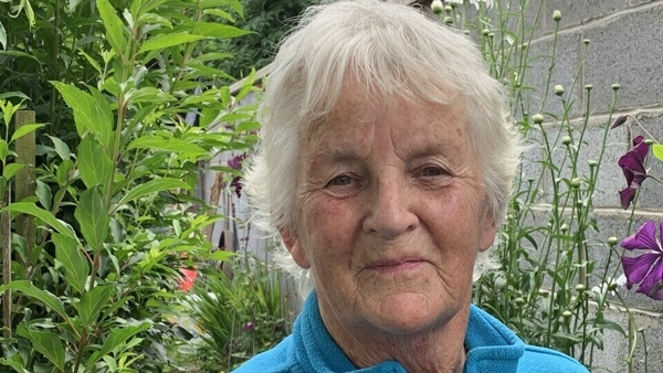 Mae Leonard, writer