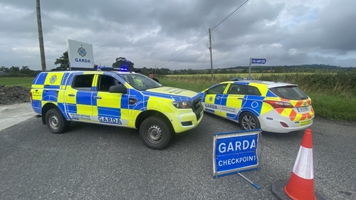 The R152 is closed and local diversions are in place