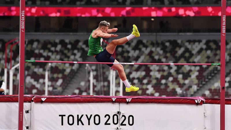 Jordan Lee warming up before competing in the Men's T47 High Jump
