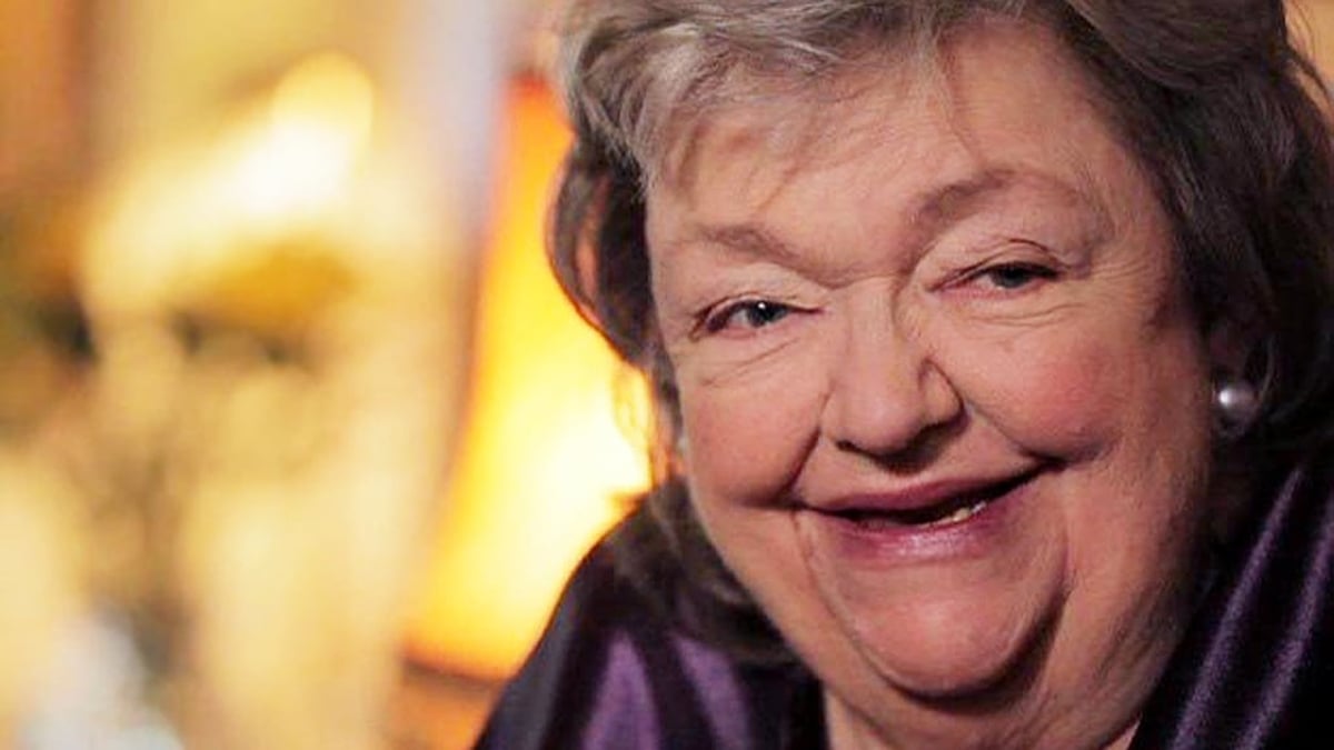 The Maeve Binchy Season - Gordon Snell on Life with Maeve Drama On One