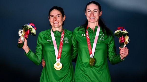 Eve McCrystal (R) and Katie George Dunlevy with their golds
