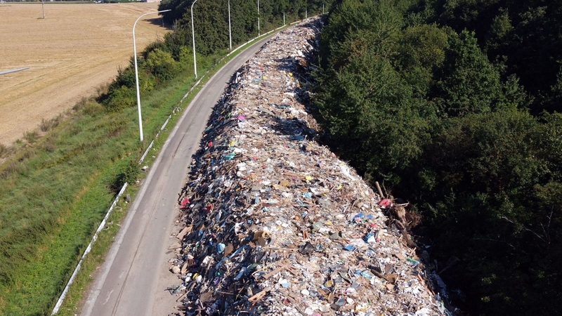 The makeshift dump stretches for eight kilometres