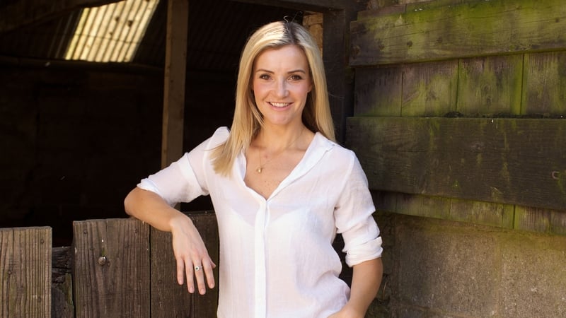Helen Skelton