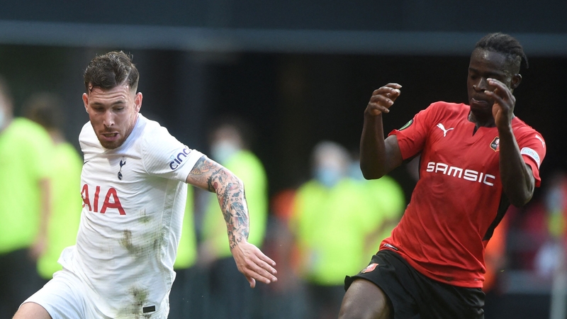 Pierre Hojbjerg (L) nabbed Spurs' late leveller