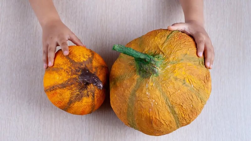 Keep children occupied with these fun and easy autumnal projects.