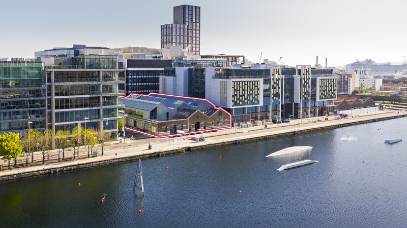 The warehouse style property has 3,747 sq m of space