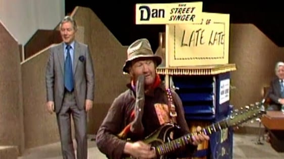 Dan The Street Singer on The Late Late Show (1981)