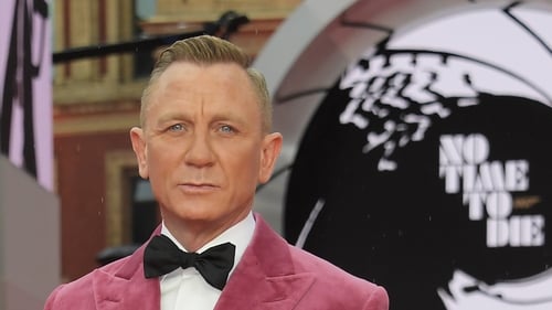Daniel Craig