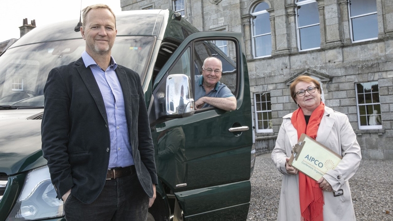 Rob Rankin of ITOA, Denis Kane of IGTOA and Patricia McColgan of AIPCO make their joint pre-budget appeal