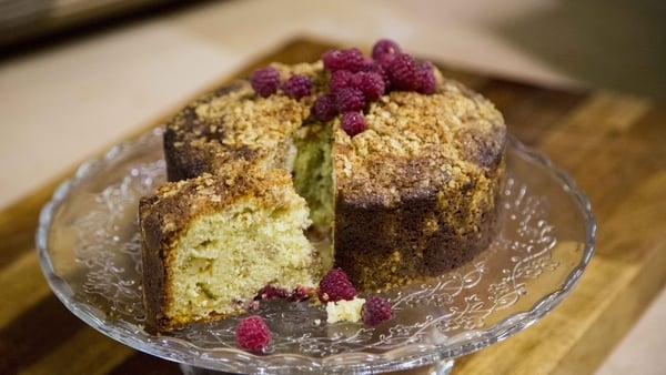 Kevin's apple and raspberry crumble cake.